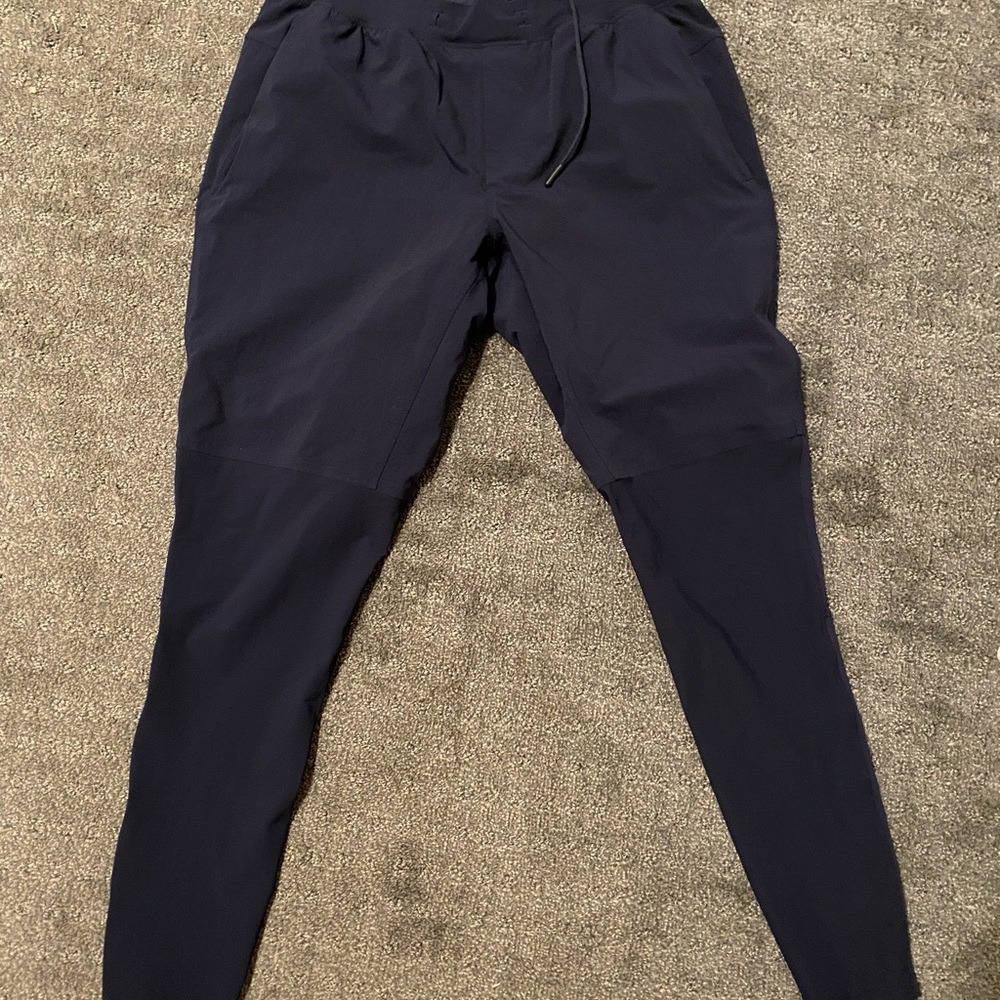 Lululemon size medium pants